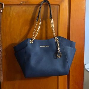 MUST GO!!! Michael Kors Handbag